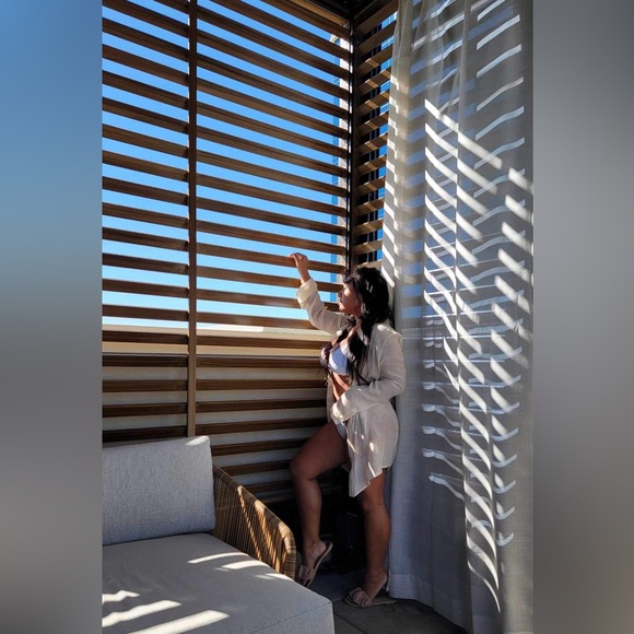 •Posh Ambassador II• - Picture 5 of 5